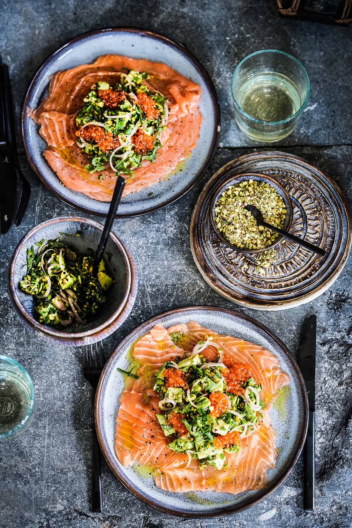 raw salmon with avocado